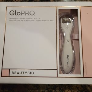 BeautyBio GloPRO Microneedling Rejuvenation Tool NIB